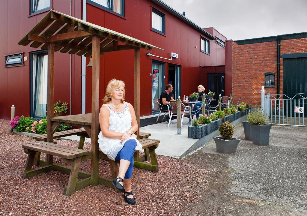Hotel Dijkzicht Logies Oudeschip Exterior foto